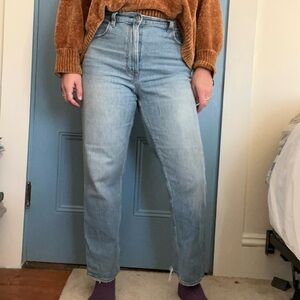 Abercrombie & Fitch The Ankle Straight Ultra High Rise Jeans